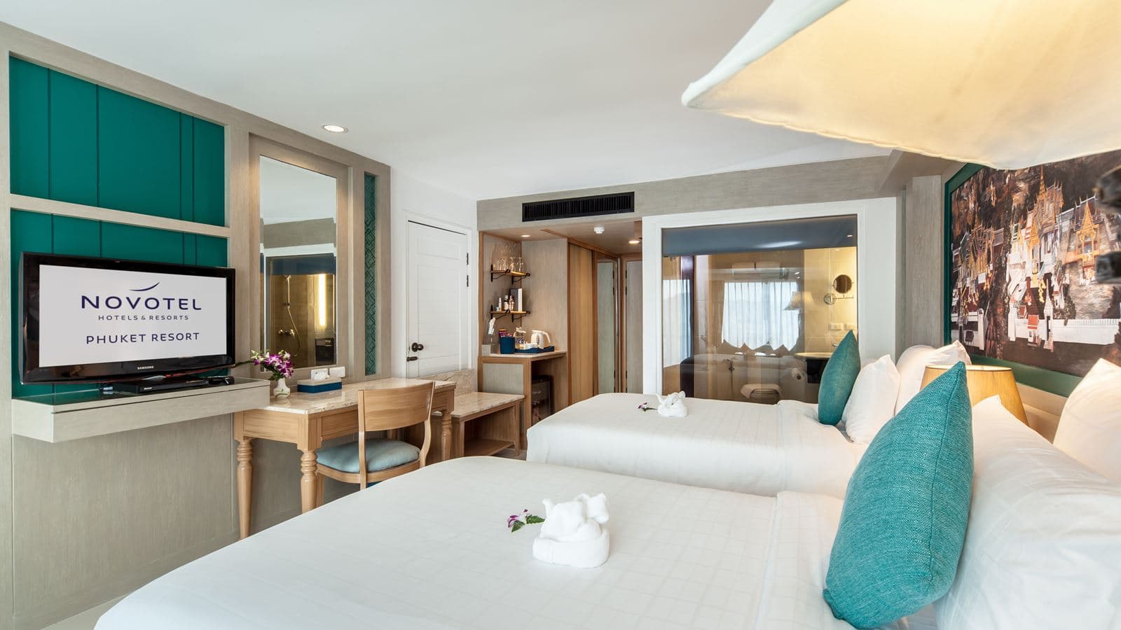 rooms-deluxe-room