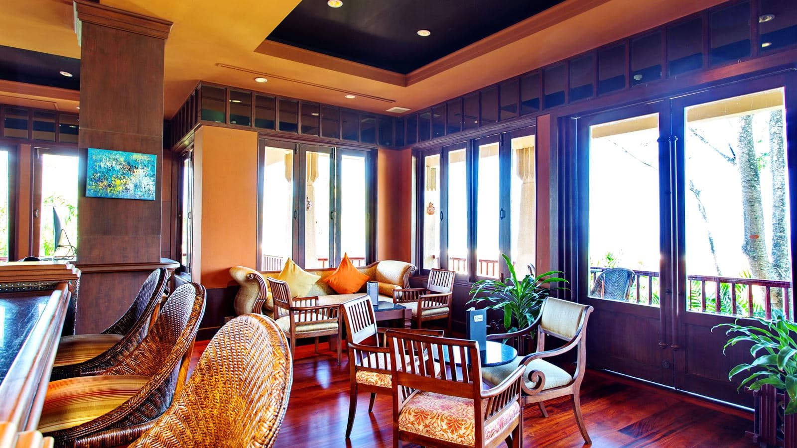 bars-v-lounge