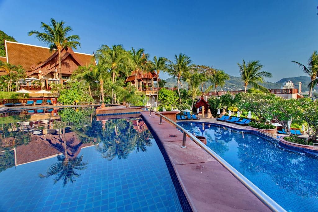 pools-outdoor-pool