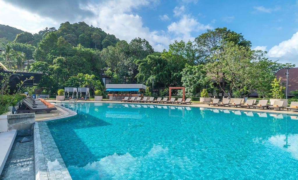 pools-outdoor-pool