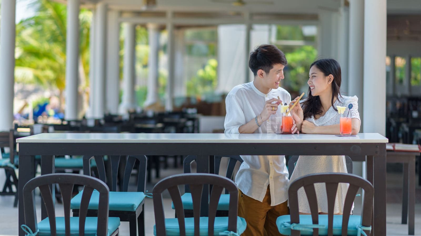 bars-beach-bar
