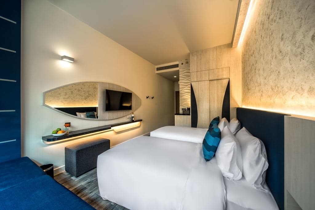 rooms-superior-with-balcony