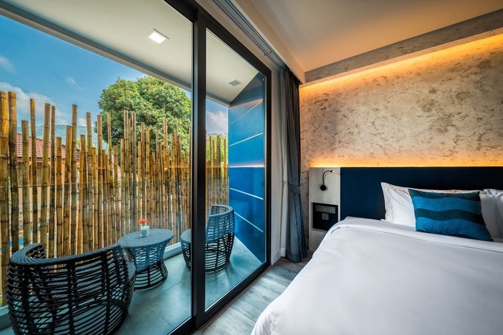 rooms-superior-with-balcony