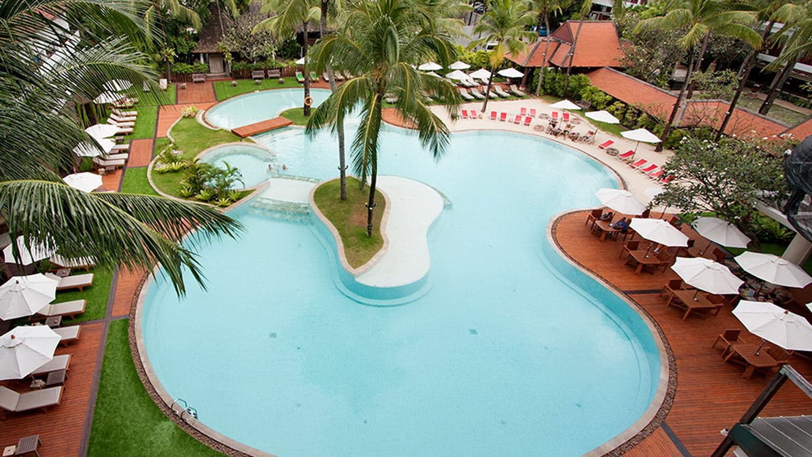 pools-outdoor-pool