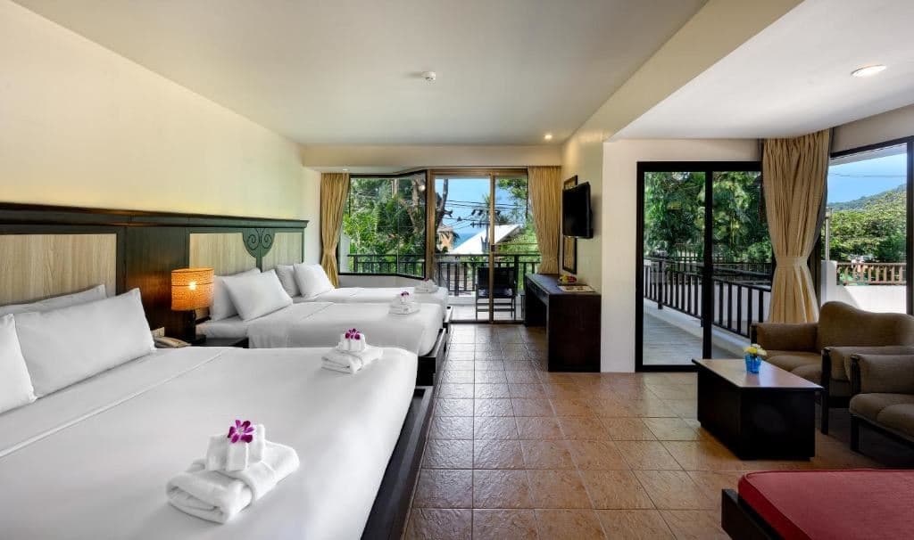 rooms-grand-deluxe-quadruple-room