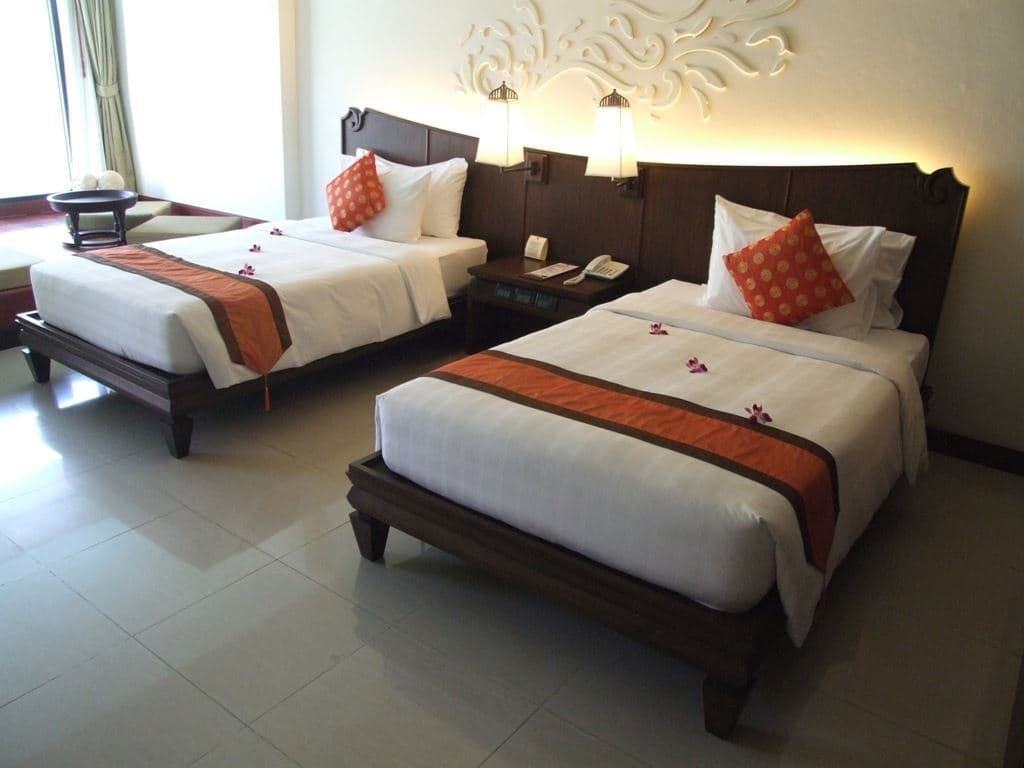 rooms-deluxe-room