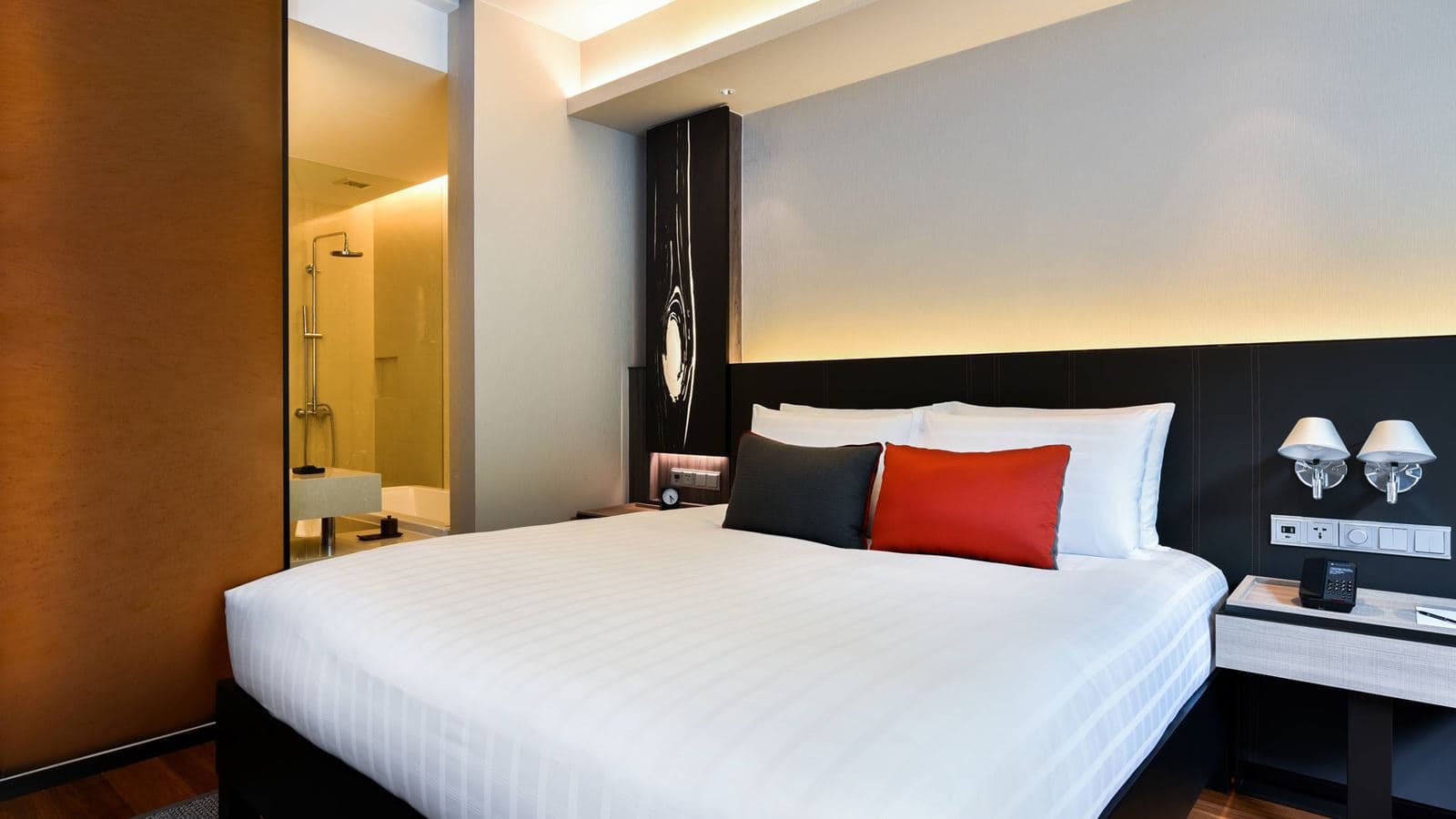 rooms-deluxe-room