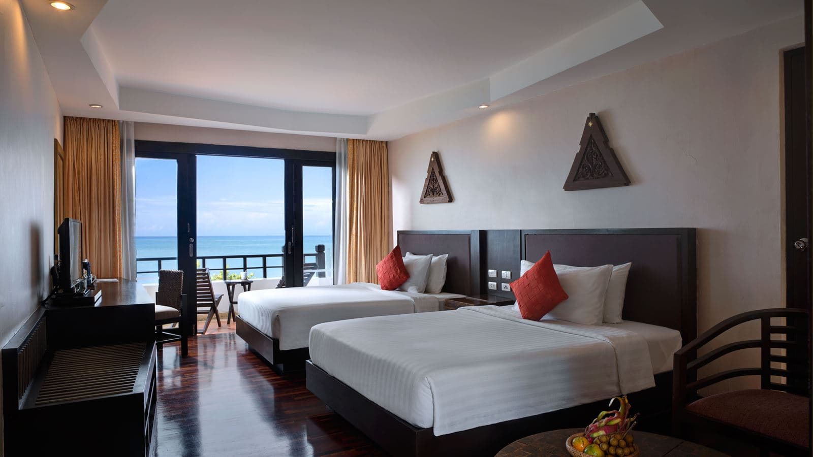 rooms-deluxe-room