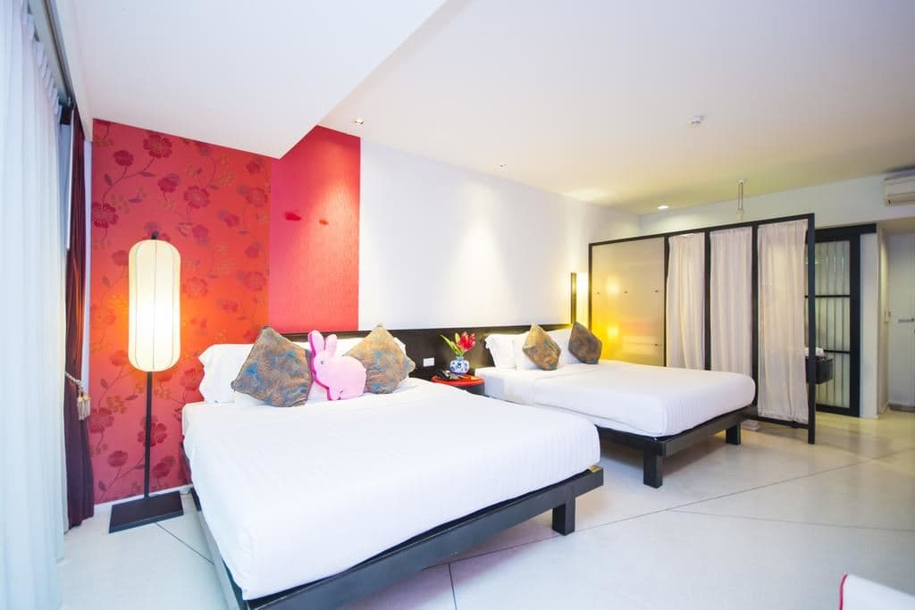 rooms-superior-family-room