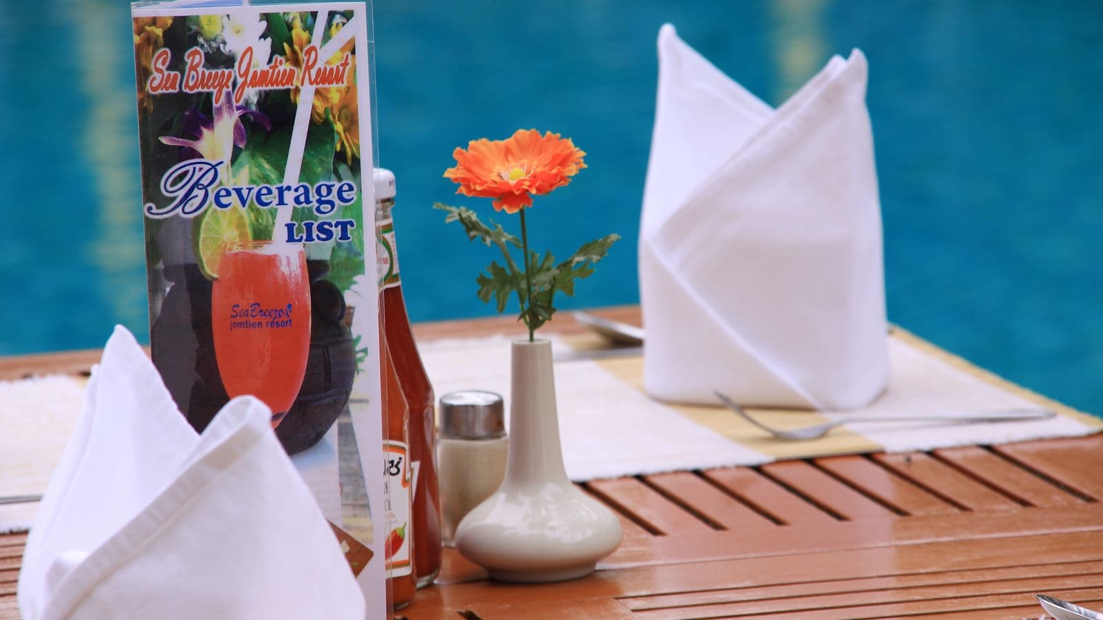 bars-pool-side-bar