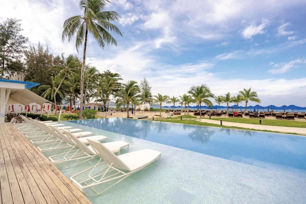 restaurants-xana-beach-club