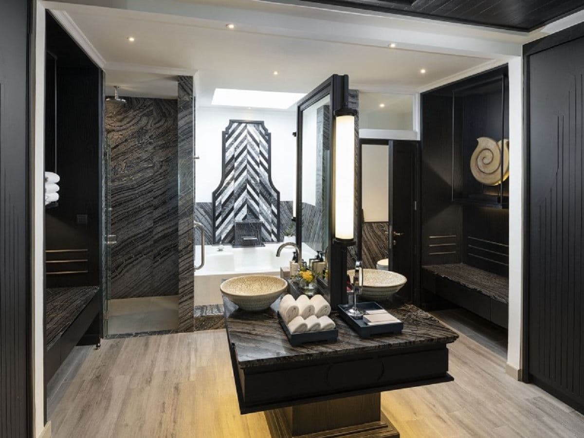 rooms-junior-suite-club-access-ocean-view-room