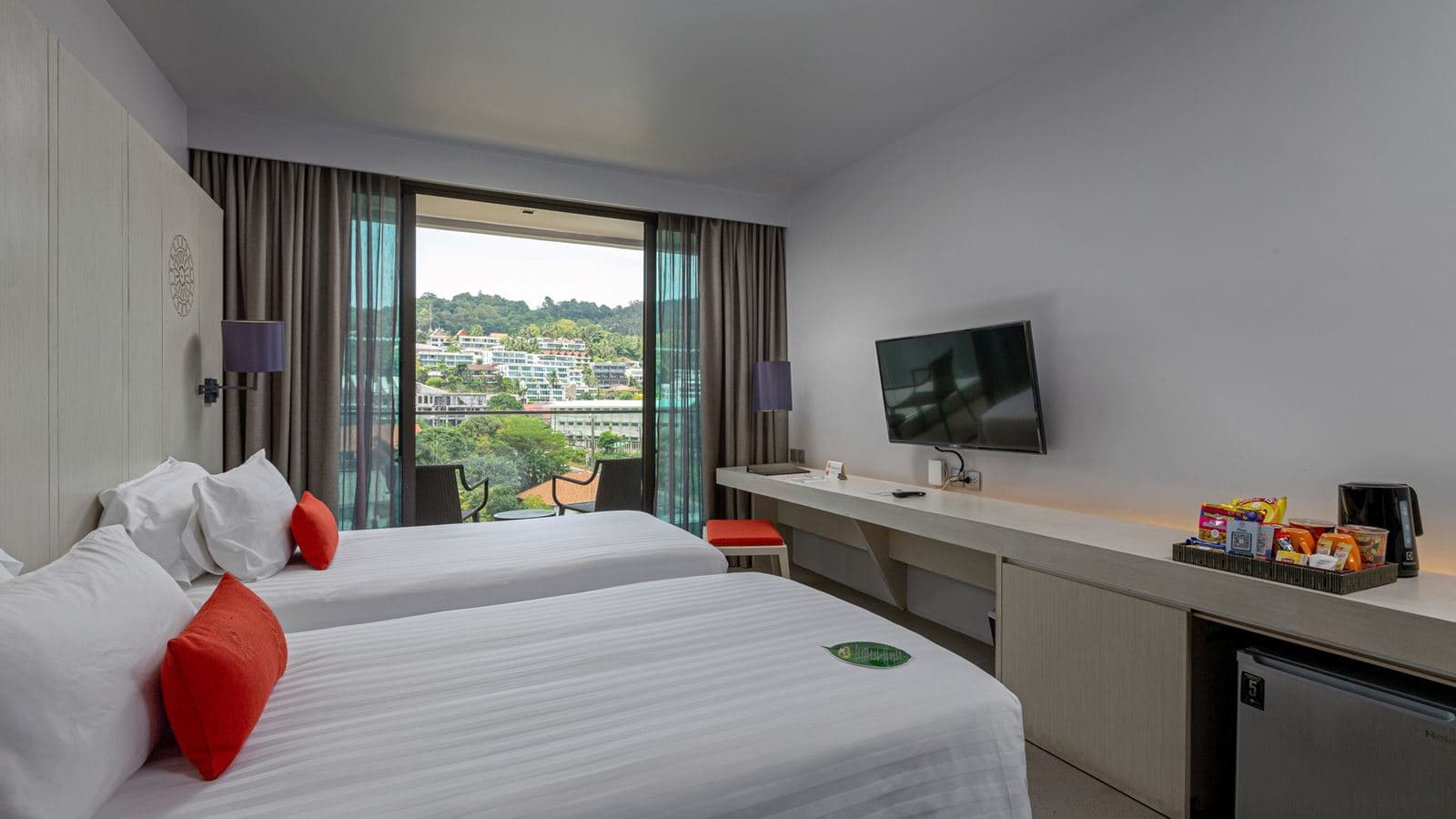 rooms-superior-room
