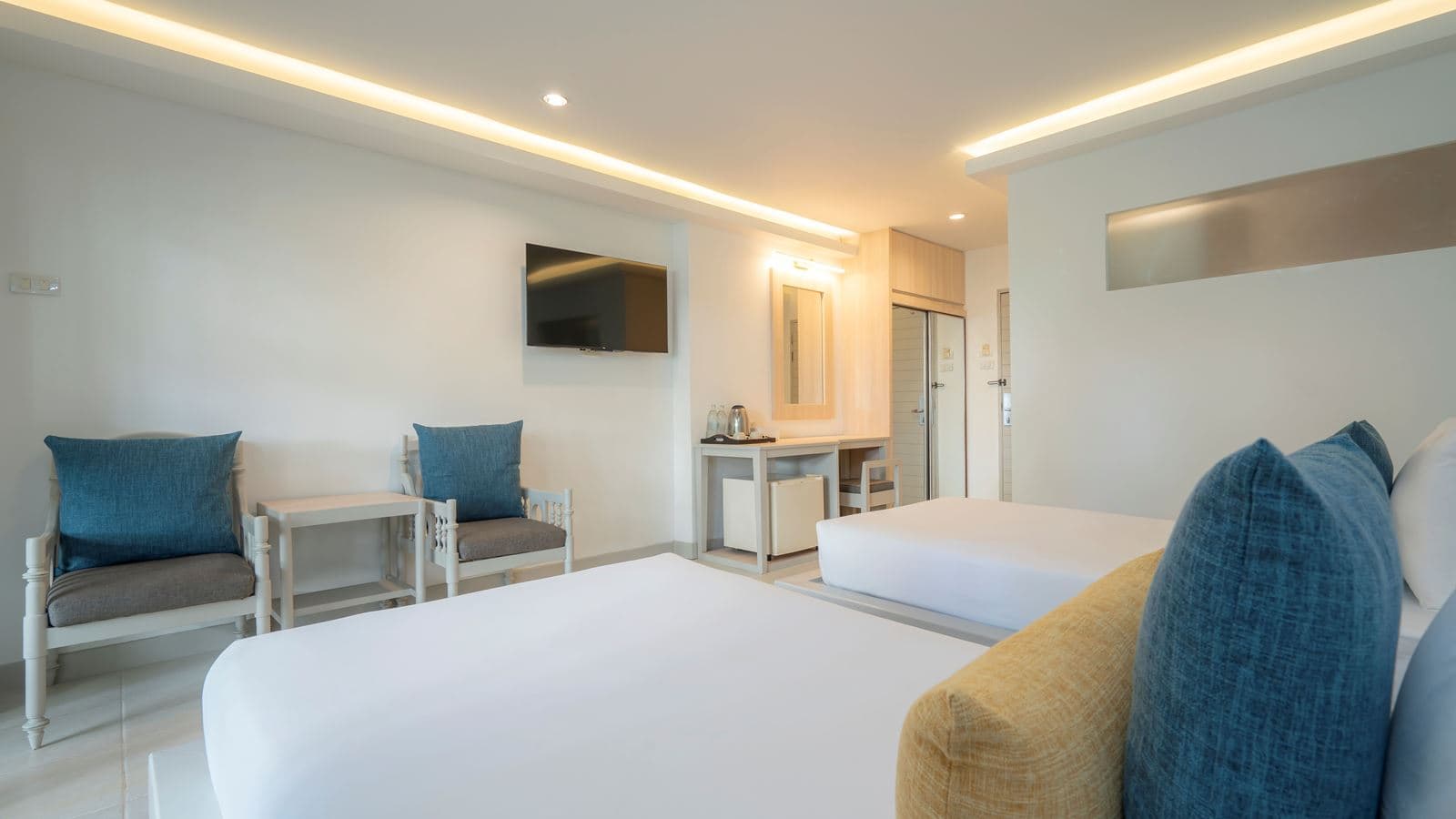 rooms-superior-room