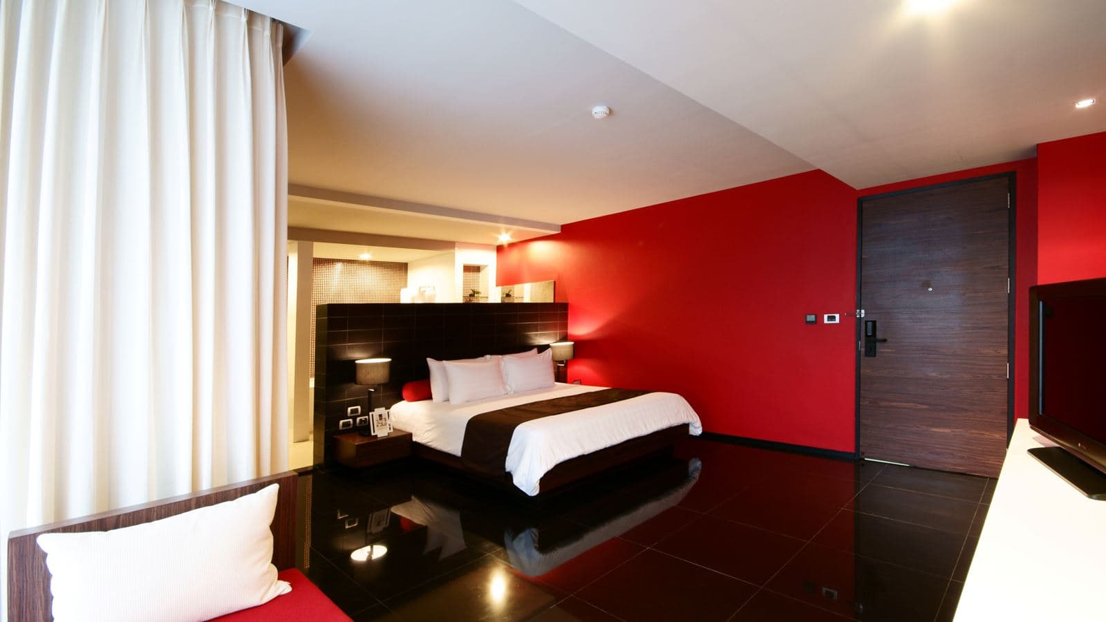 rooms-tsix5-roh
