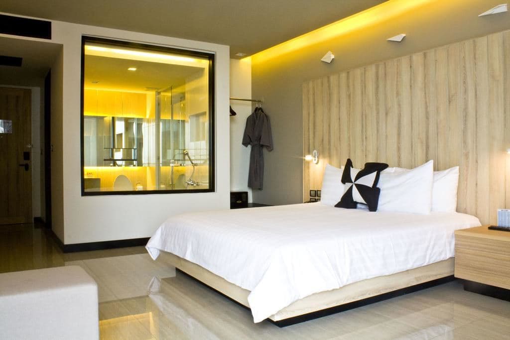 rooms-deluxe-sea-view