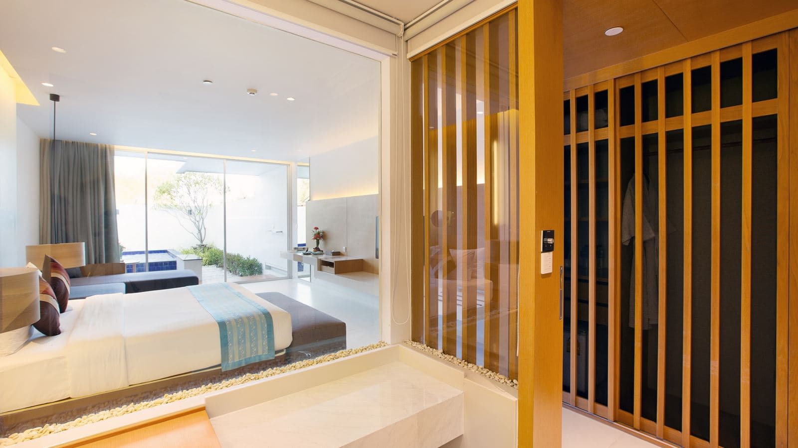 rooms-pool-villa