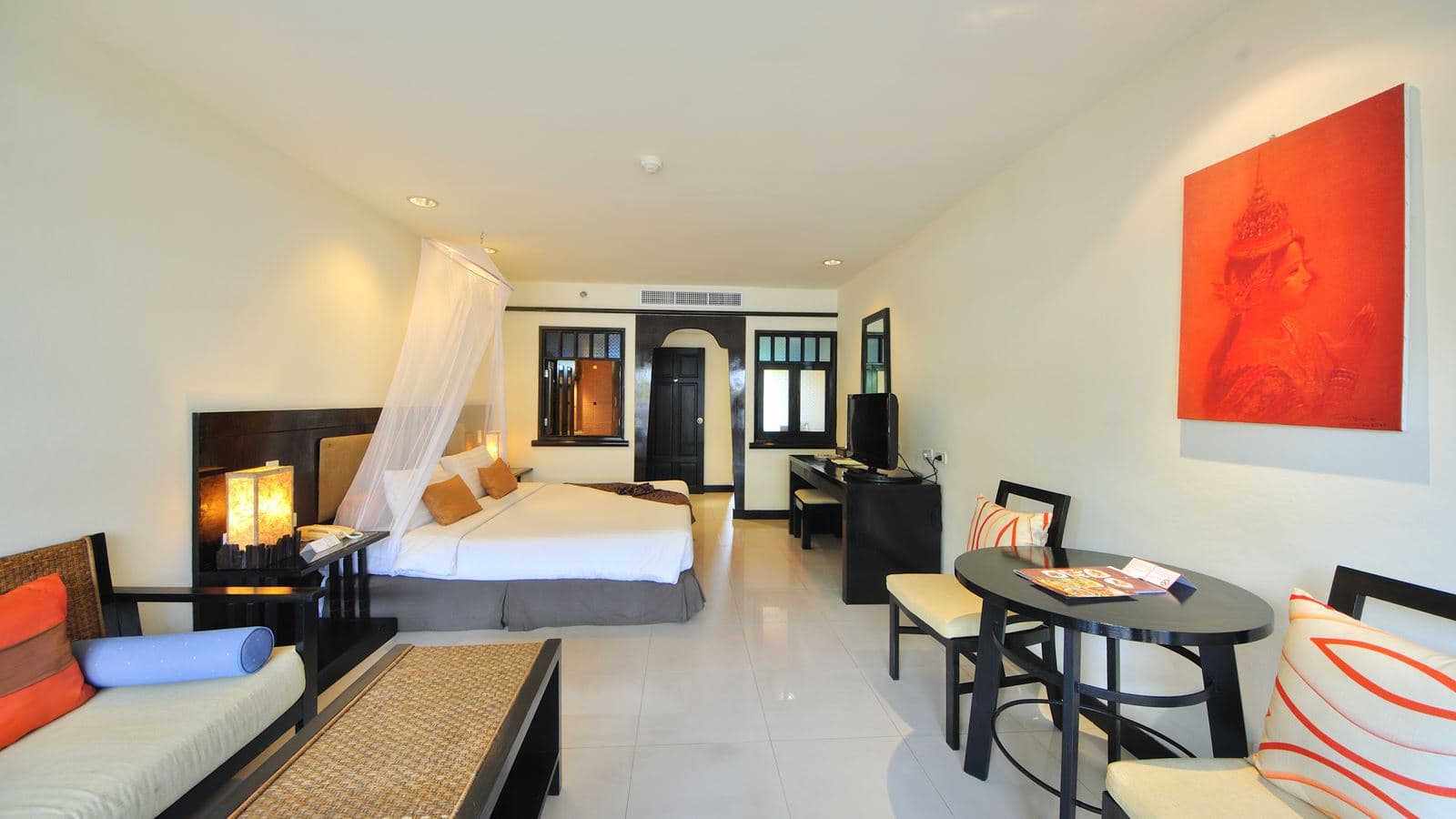 rooms-deluxe-room