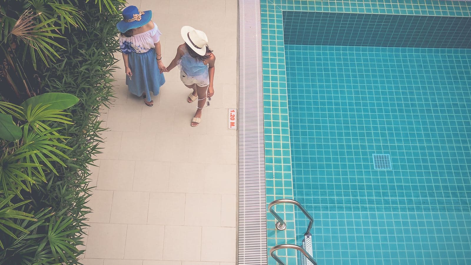 pools-indoor-pool