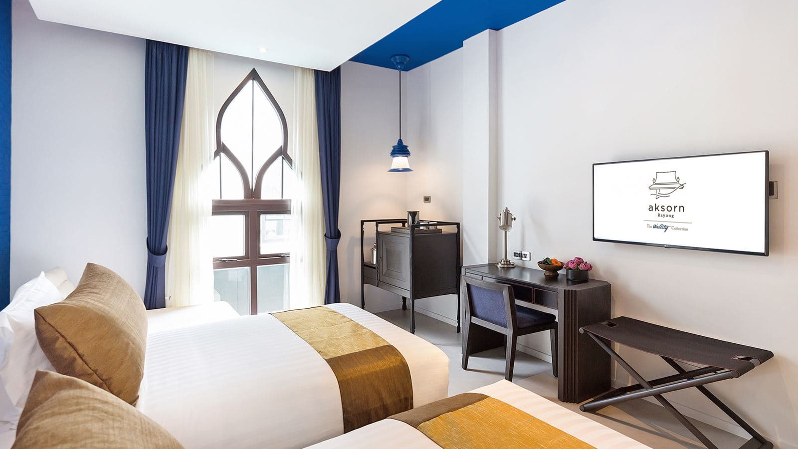 rooms-deluxe-room