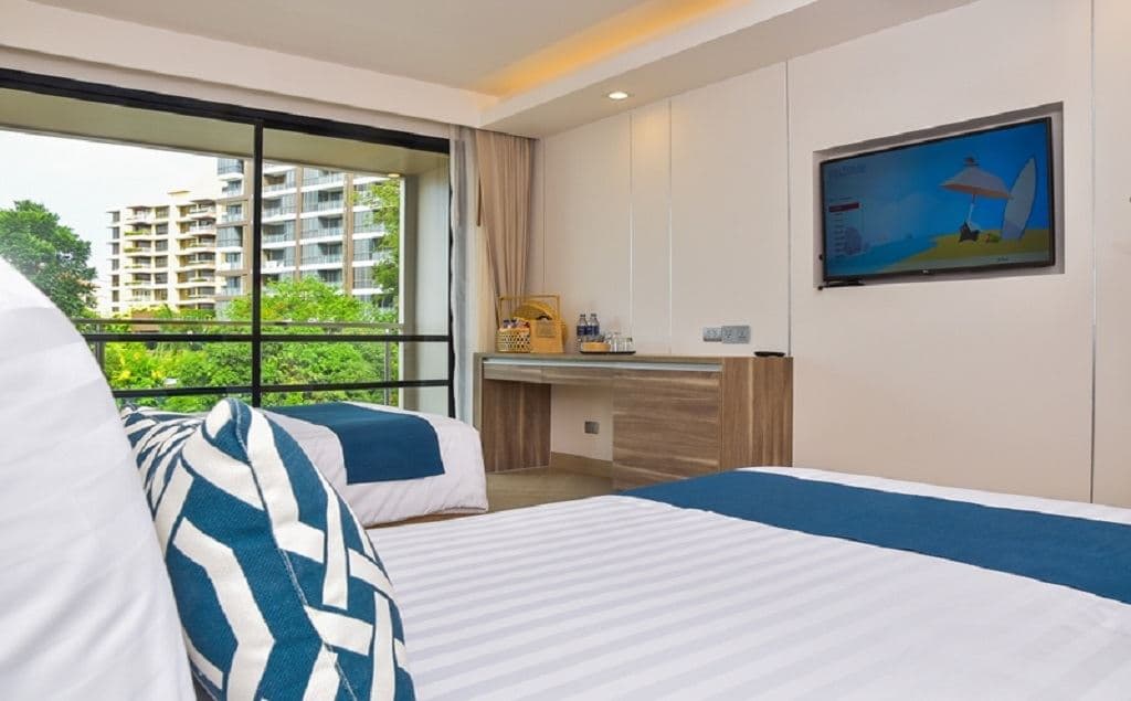 rooms-superior-room