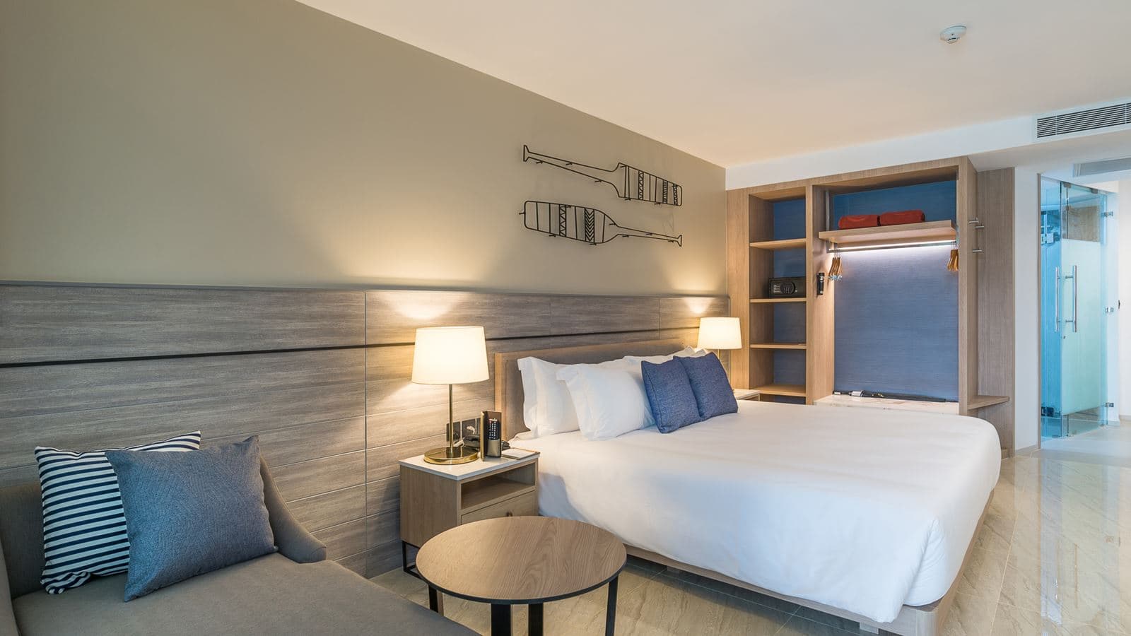 rooms-deluxe-pool-access
