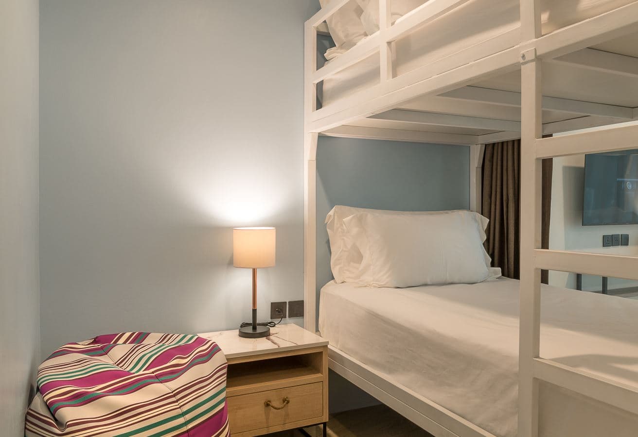 rooms-family-residence