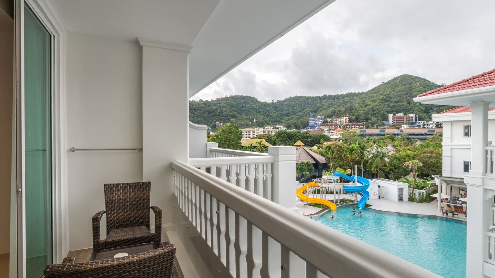rooms-family-residence