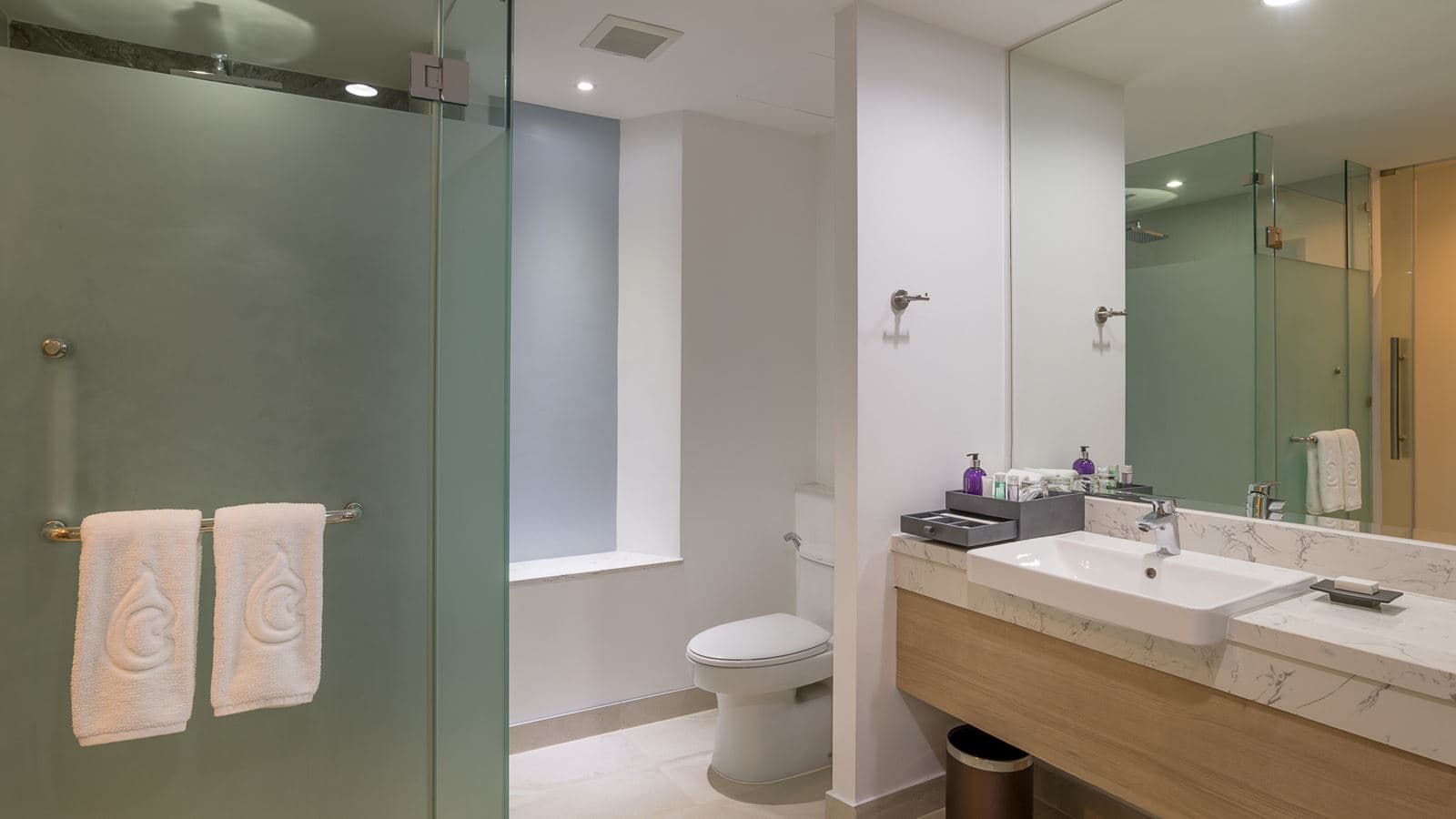 rooms-family-residence