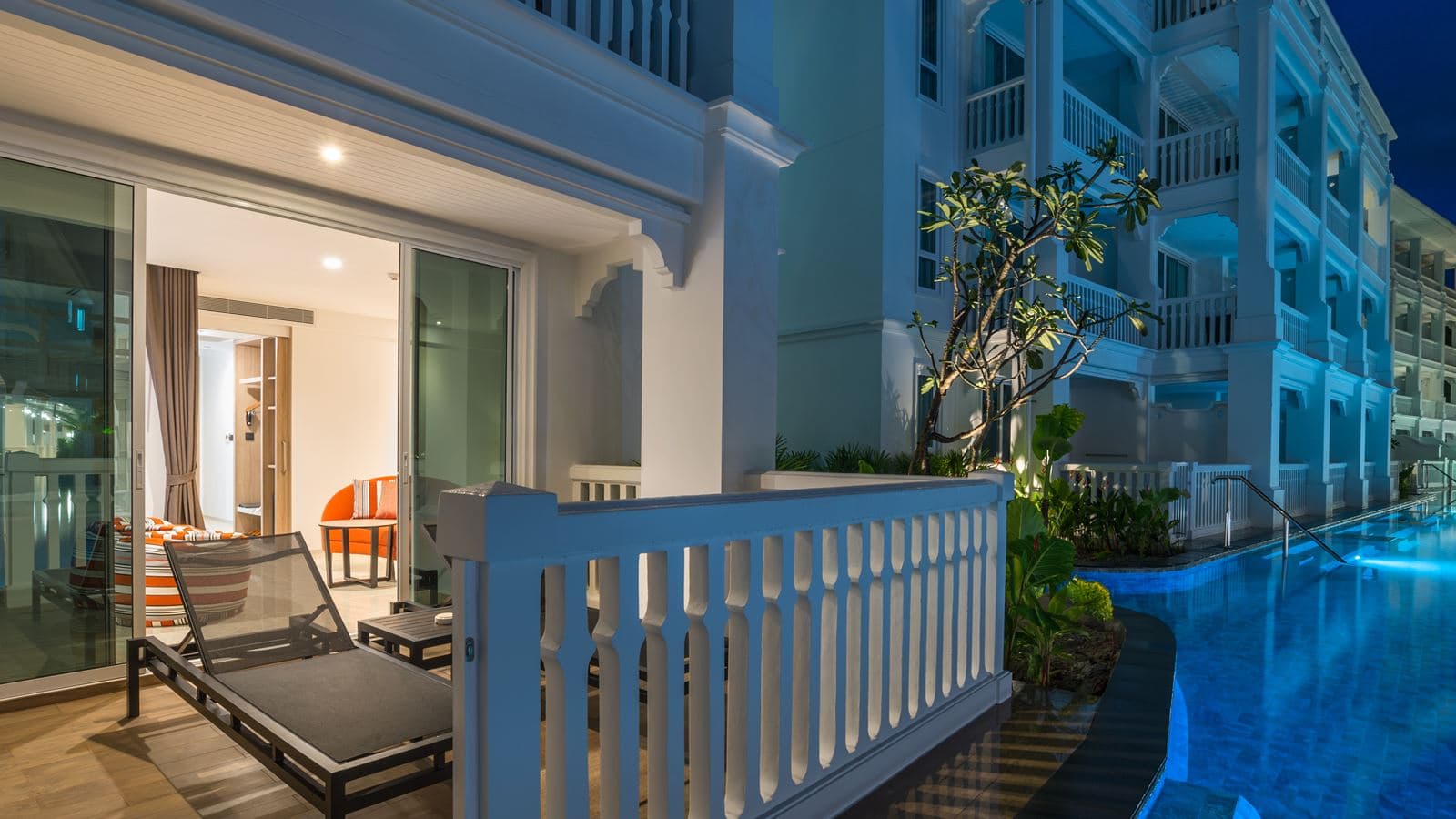 rooms-family-residence-pool-access