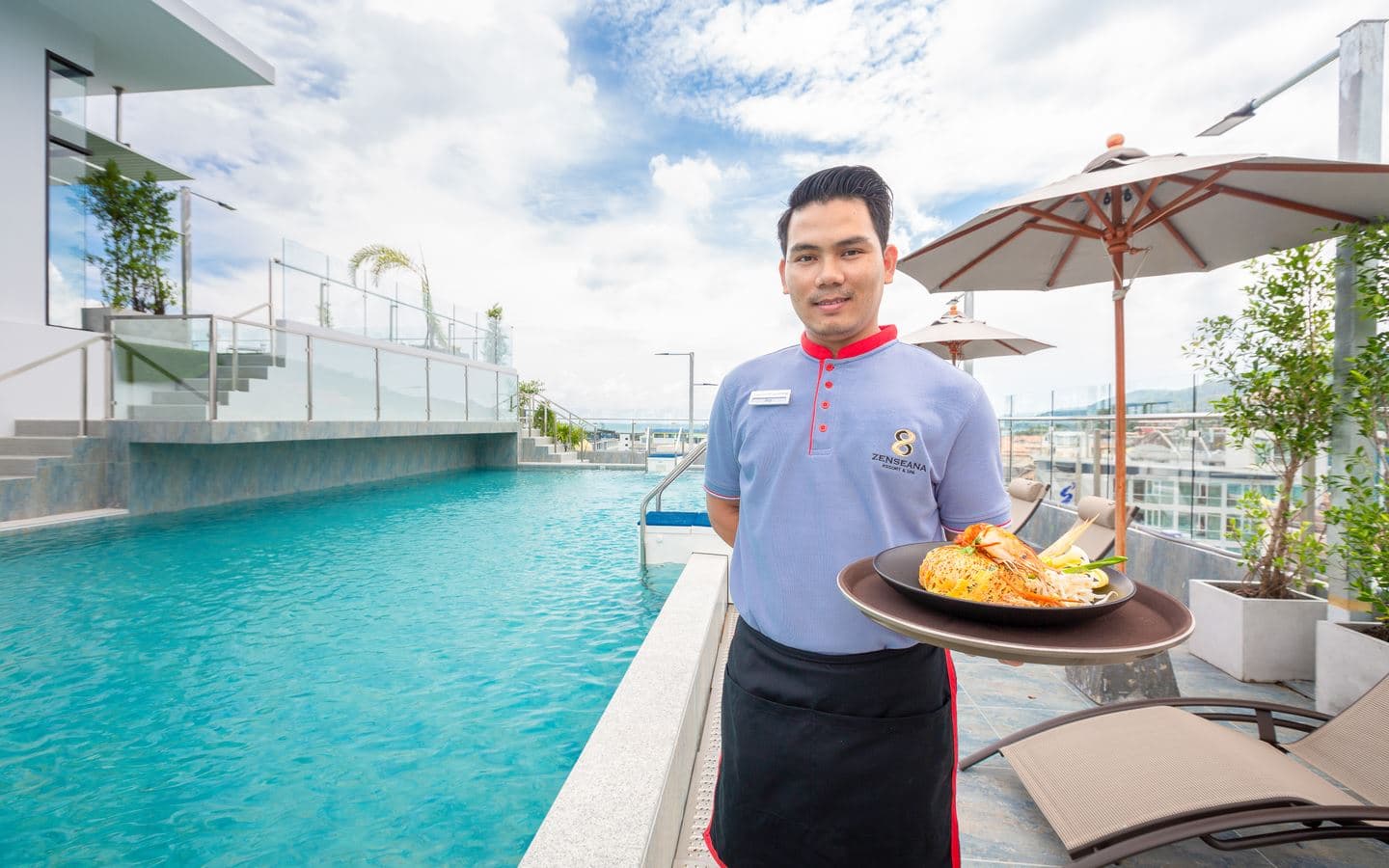 restaurants-the-sea-cliff-pool-bar