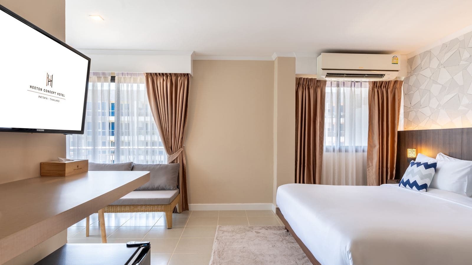 rooms-corner-suite