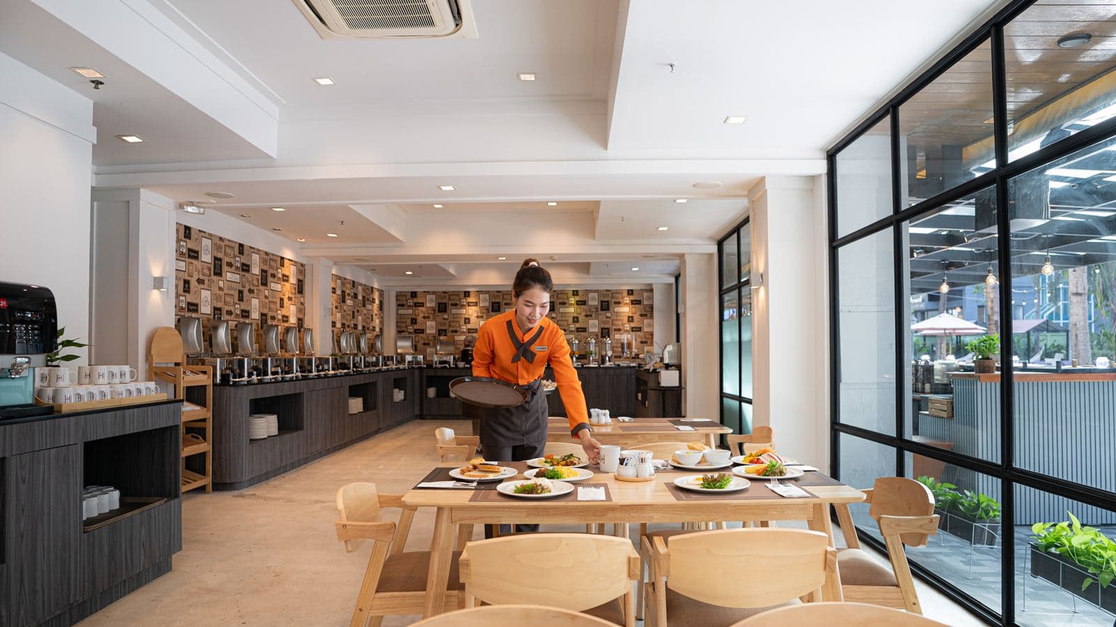 restaurants-h-cafe
