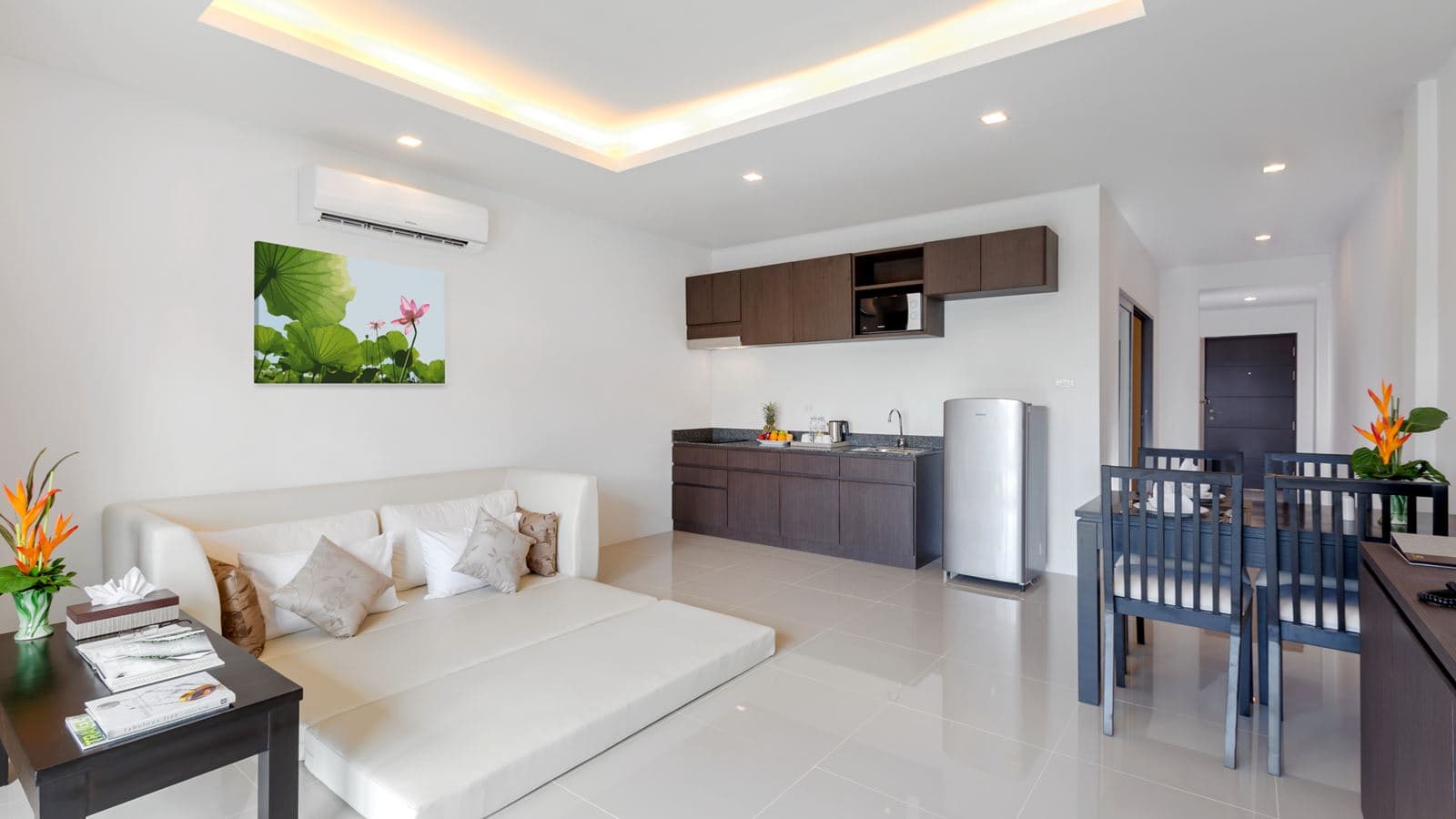 rooms-one-bedroom-suite-pool-access
