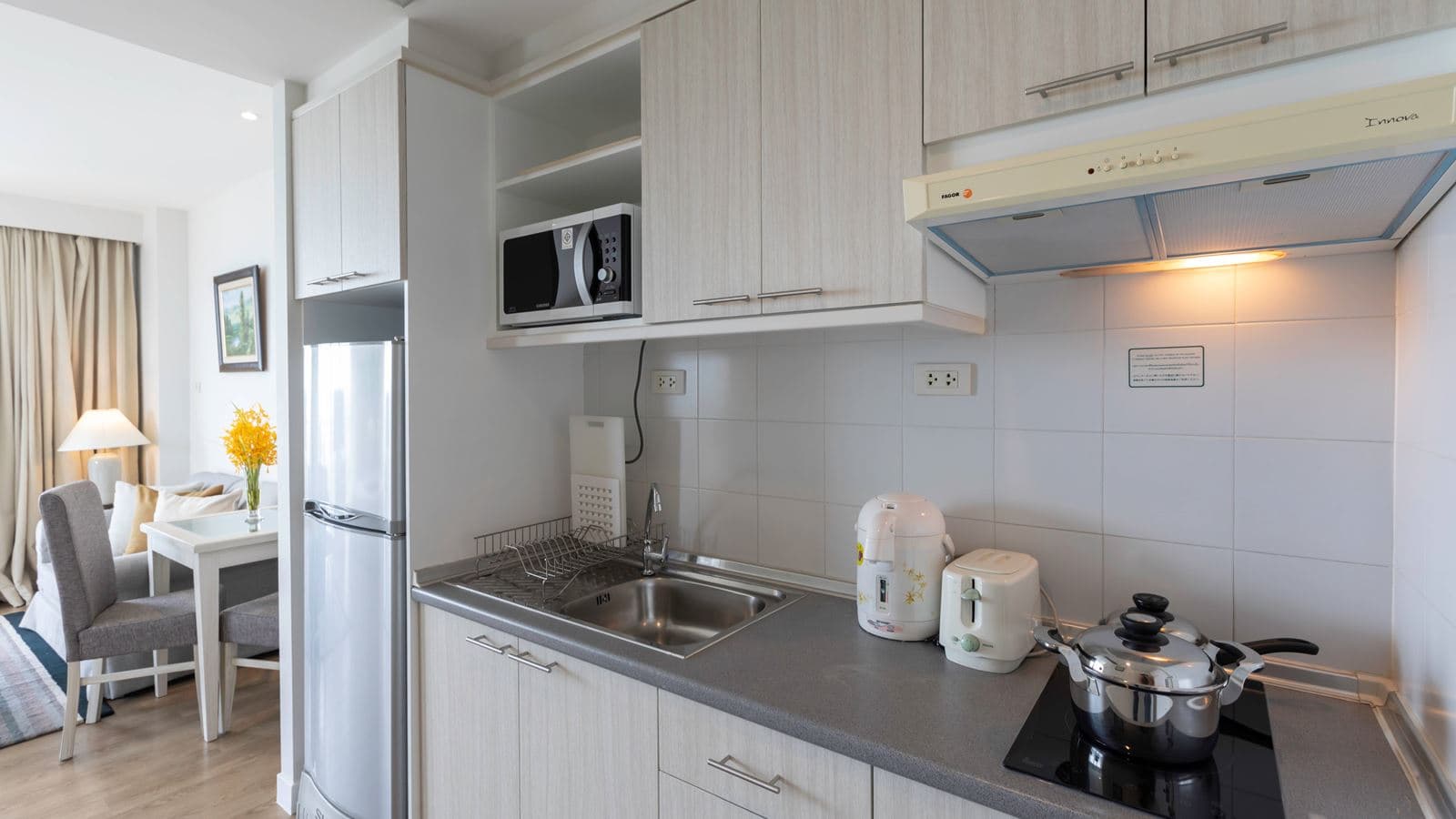 rooms-studio-suite
