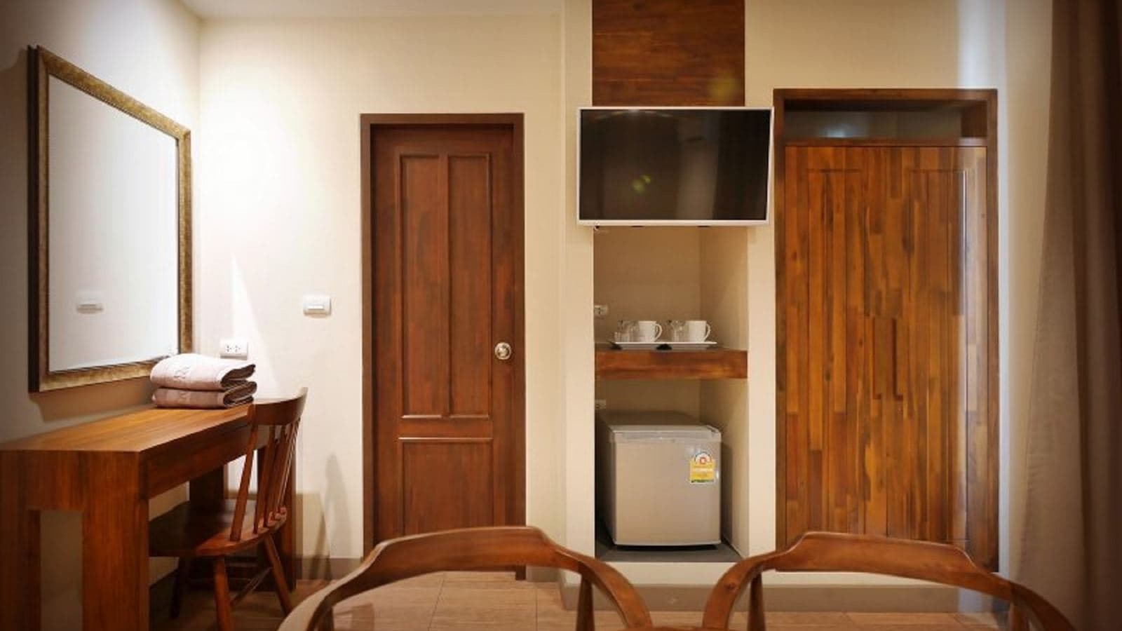 rooms-superior-room