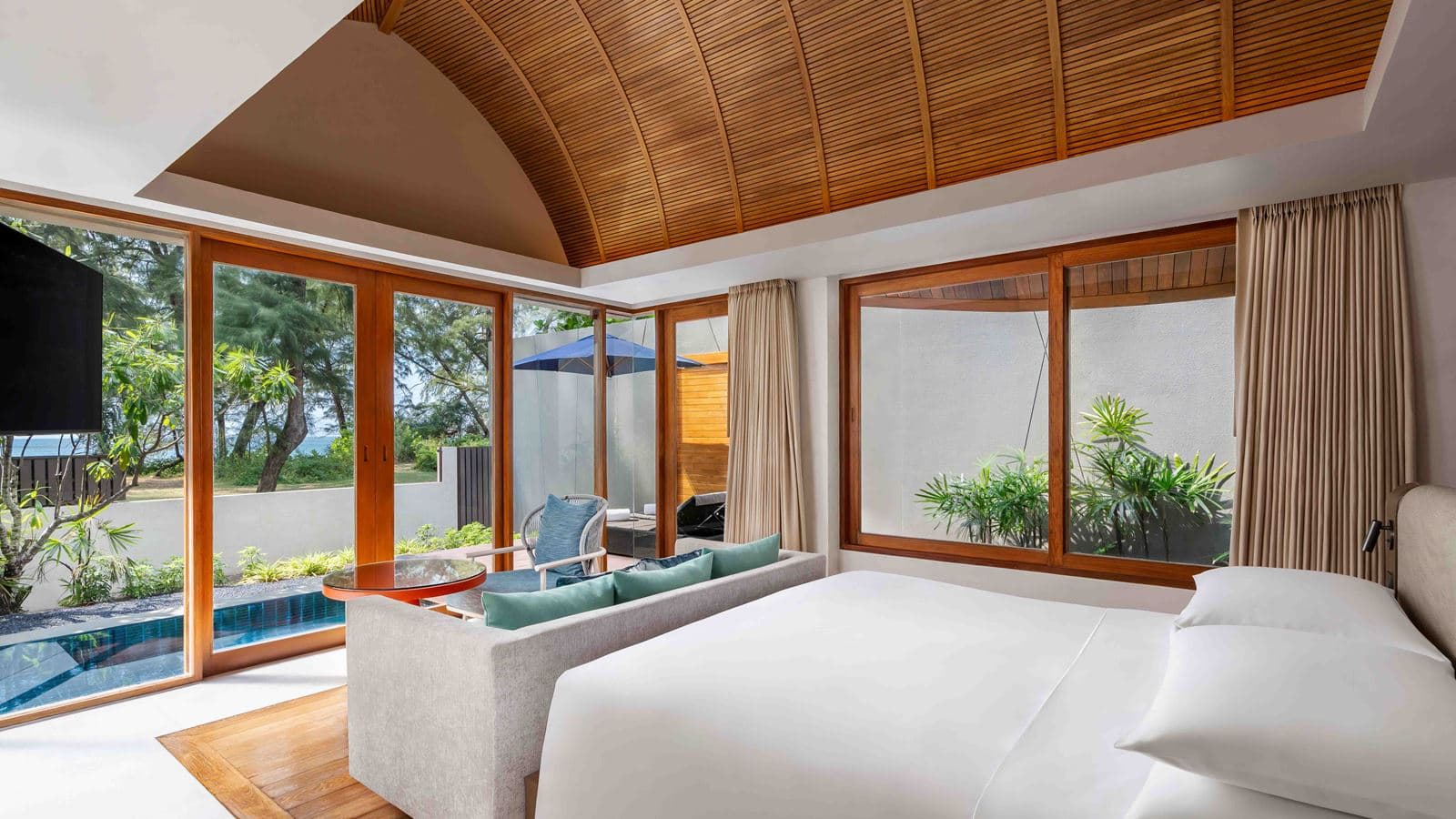 rooms-duplex-oceanfront-villa--three-bedrooms