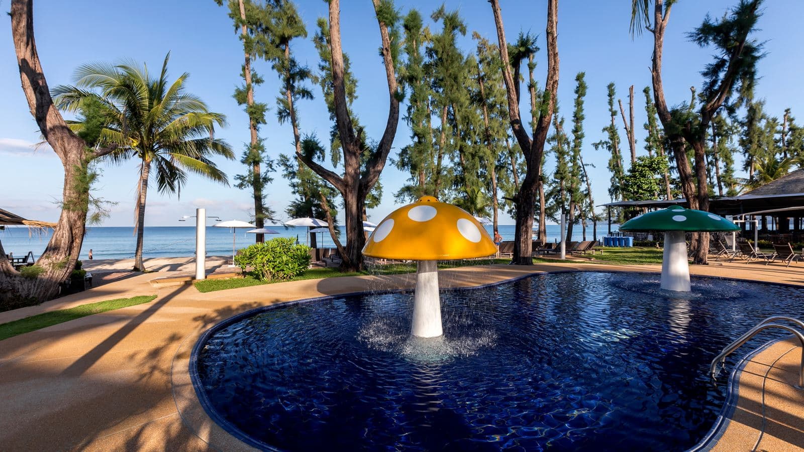 pools-outdoor-childrens-pool