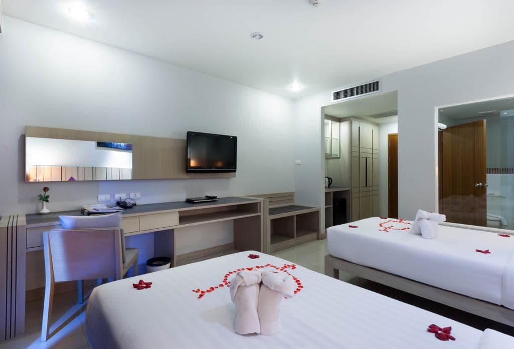 rooms-superior-room