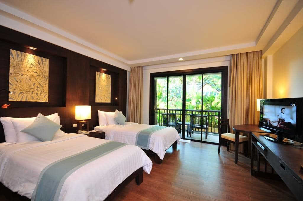 rooms-deluxe-room