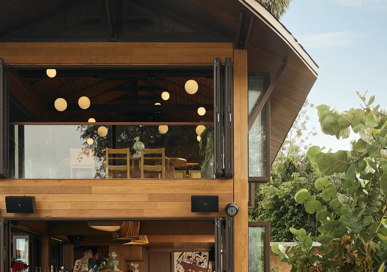 restaurants-laku-beach-club