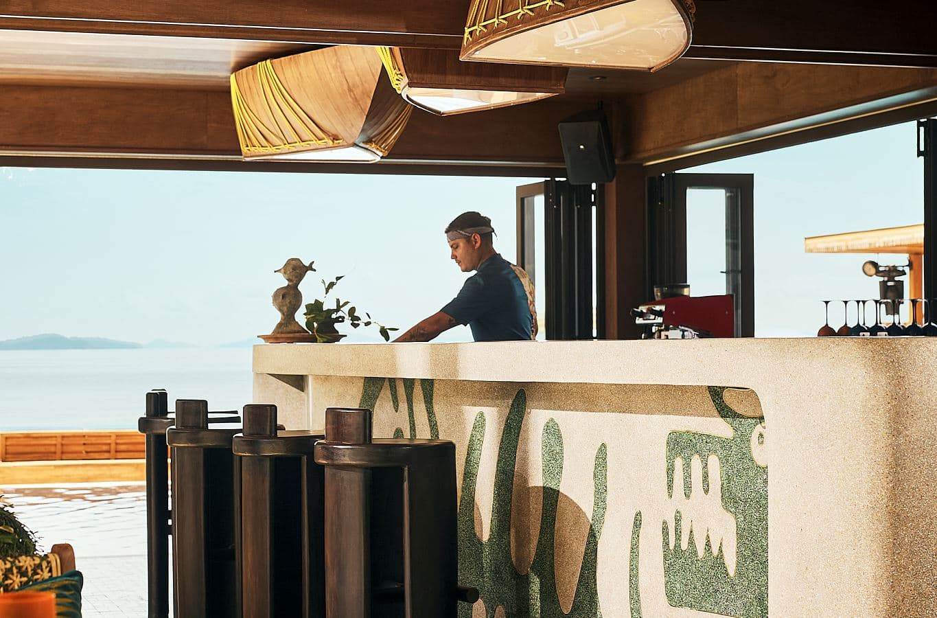 restaurants-laku-beach-club
