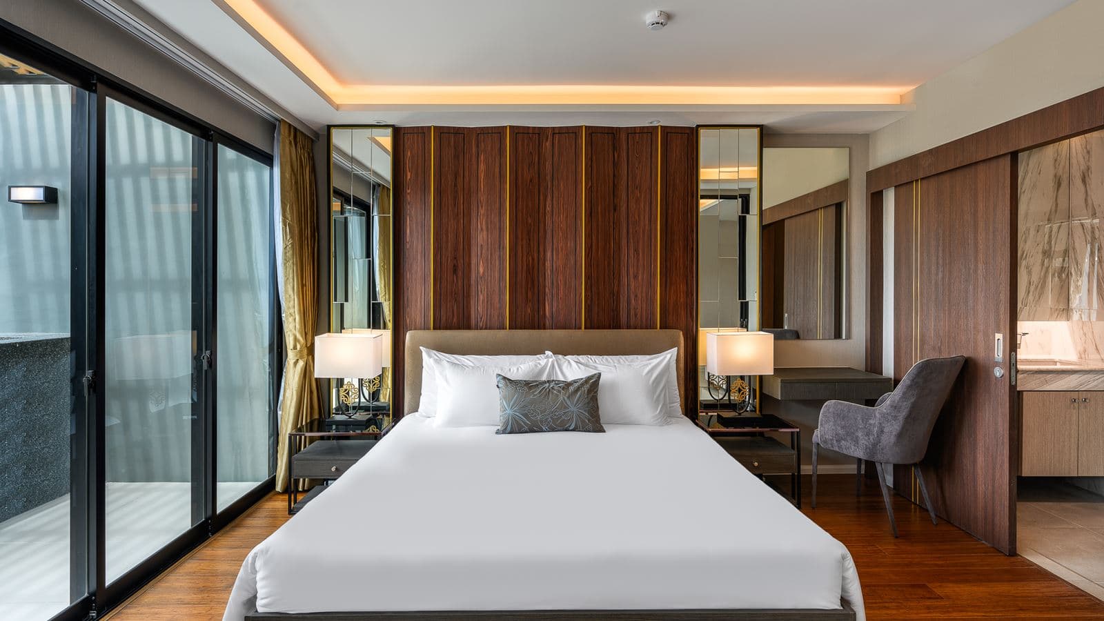 rooms-grande-2-bedroom-suite-ocean-view-with-plunge-pool