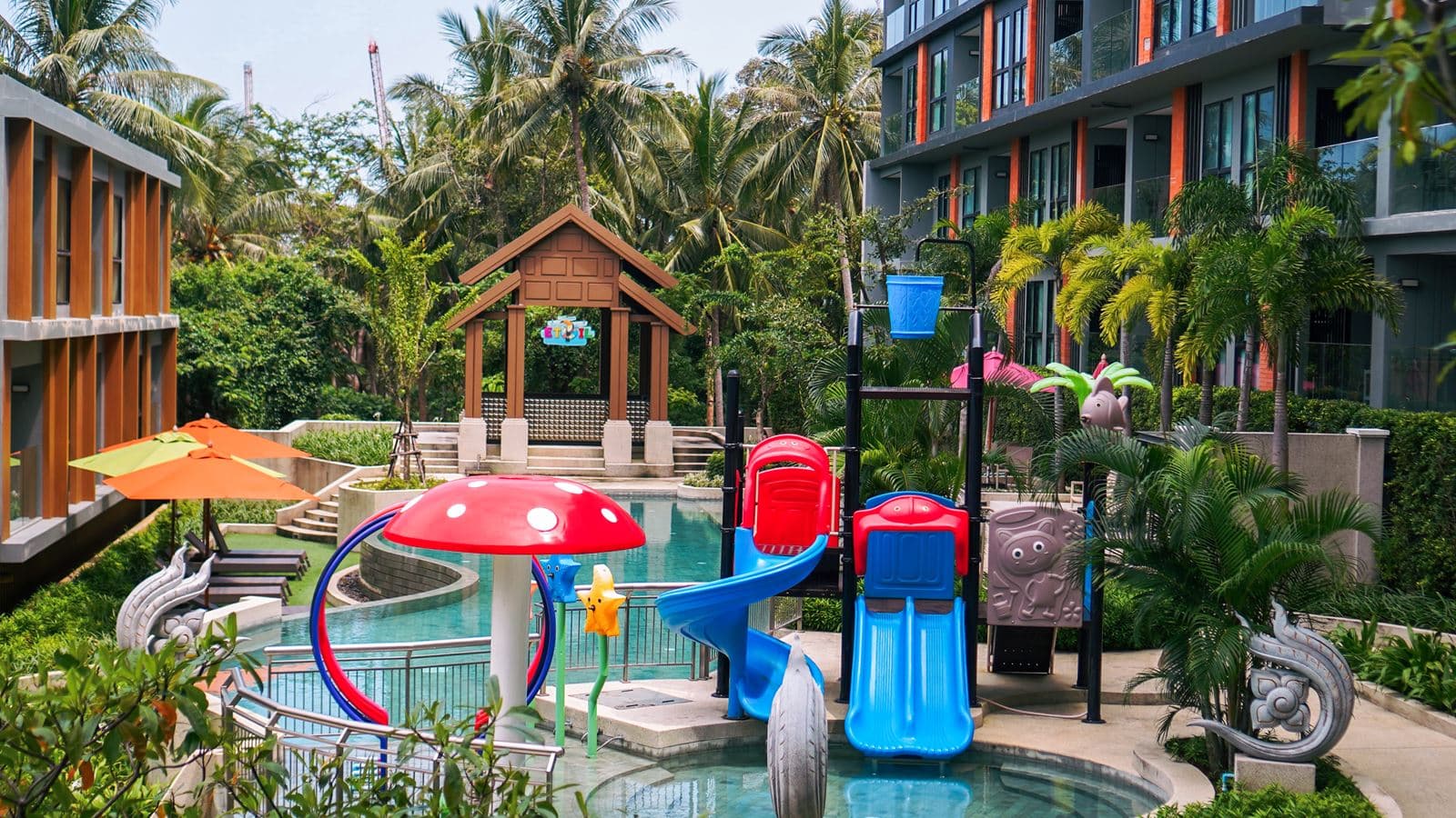 pools-outdoor-childrens-pool