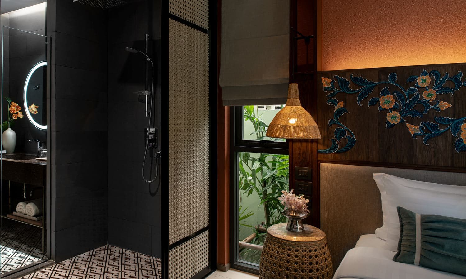 rooms-deluxe-pool-access