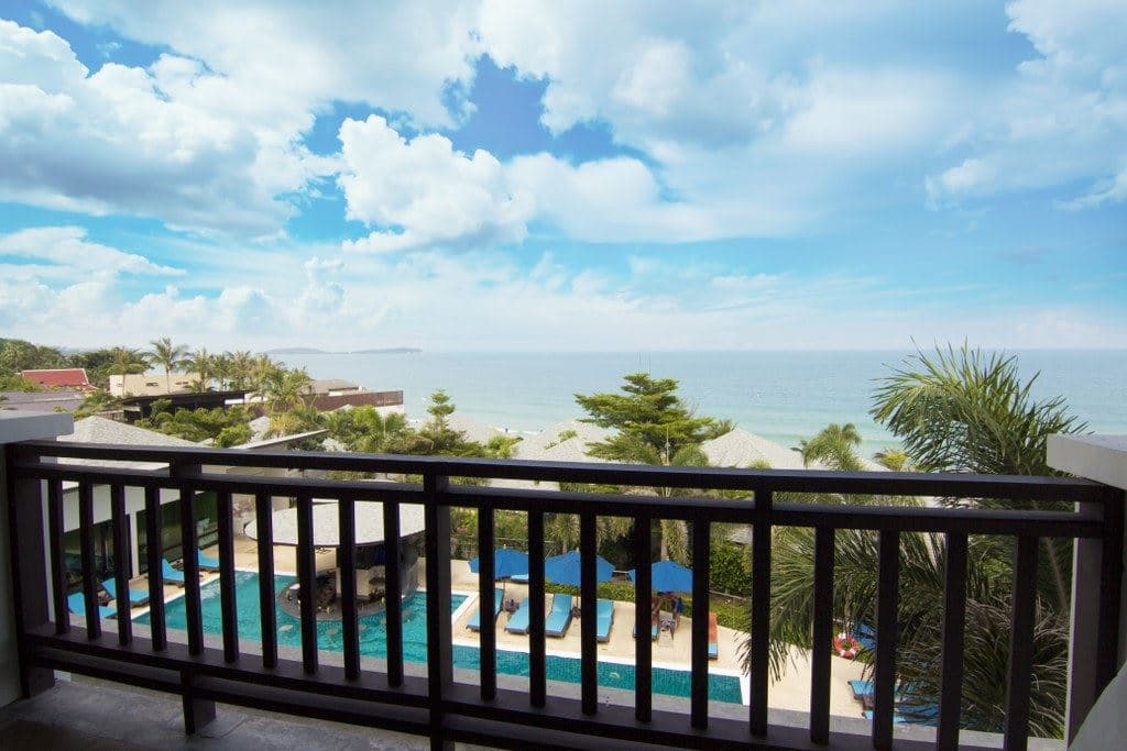 rooms-superior-sea-view-room