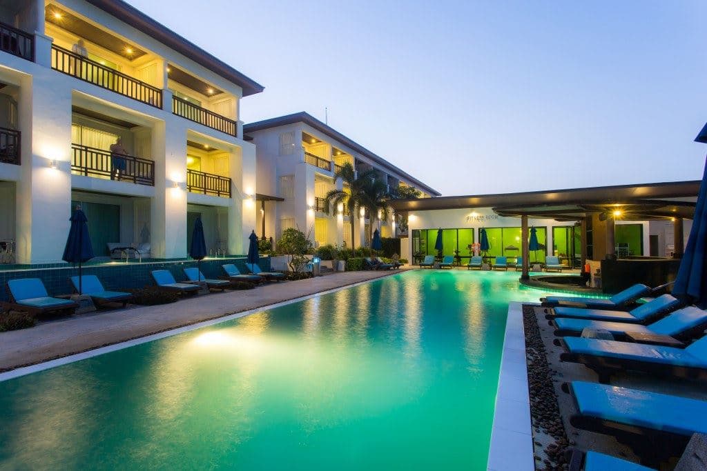 pools-outdoor-pool