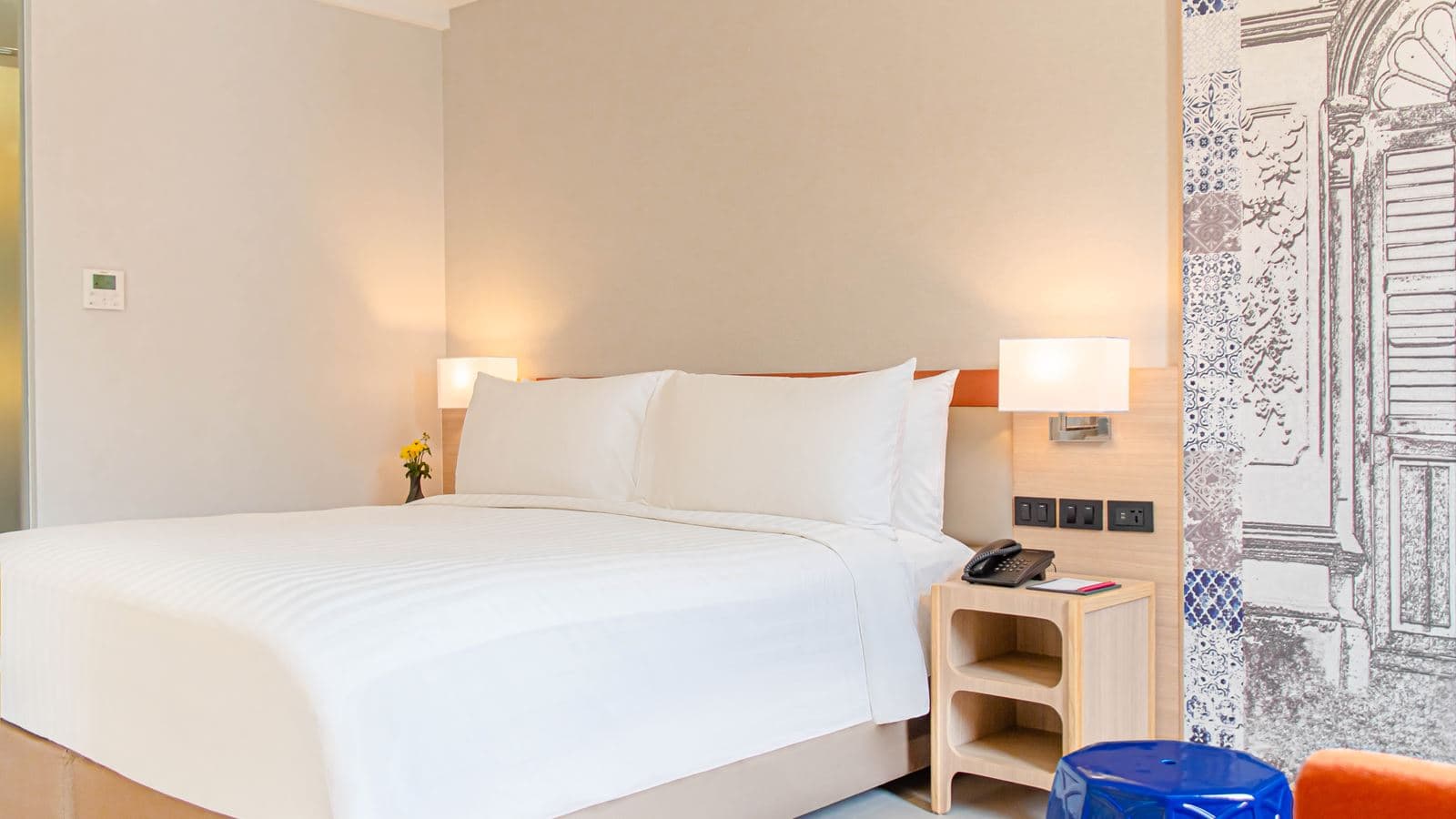 rooms-deluxe-room