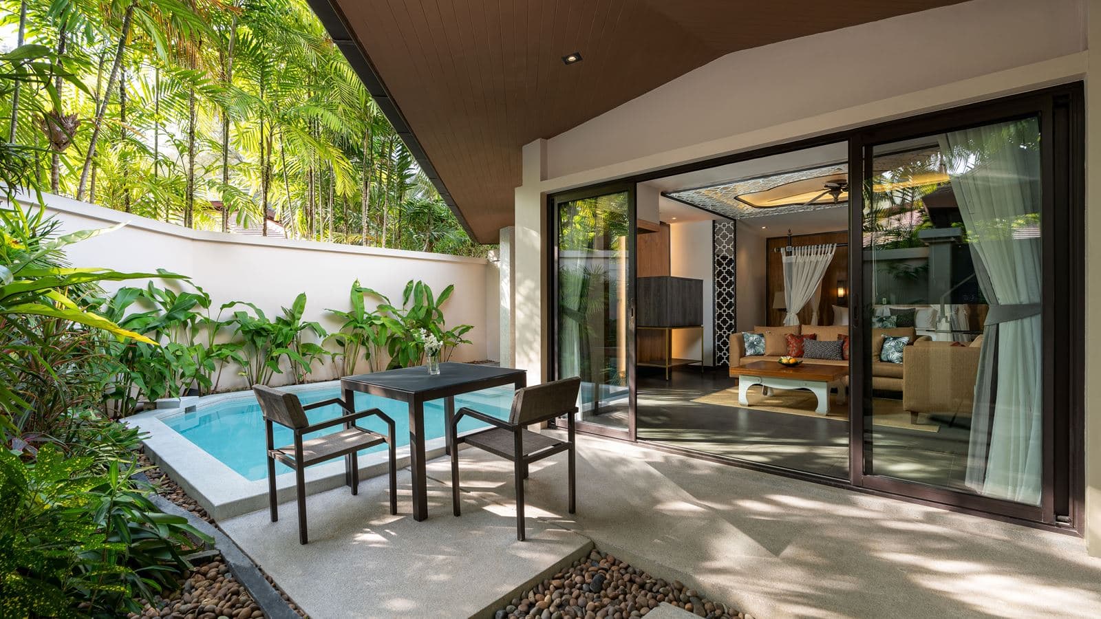 rooms-pool-villa