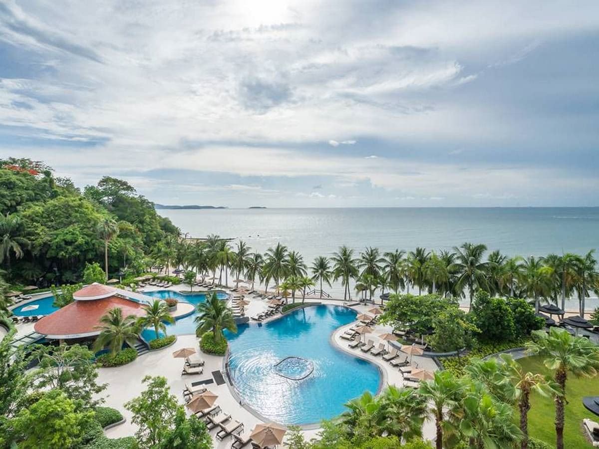 pools-outdoor-pool